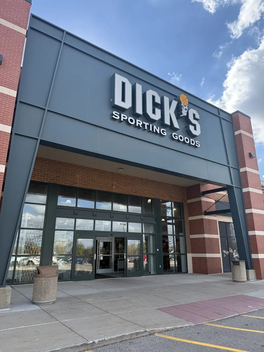 DICK'S Sporting Goods