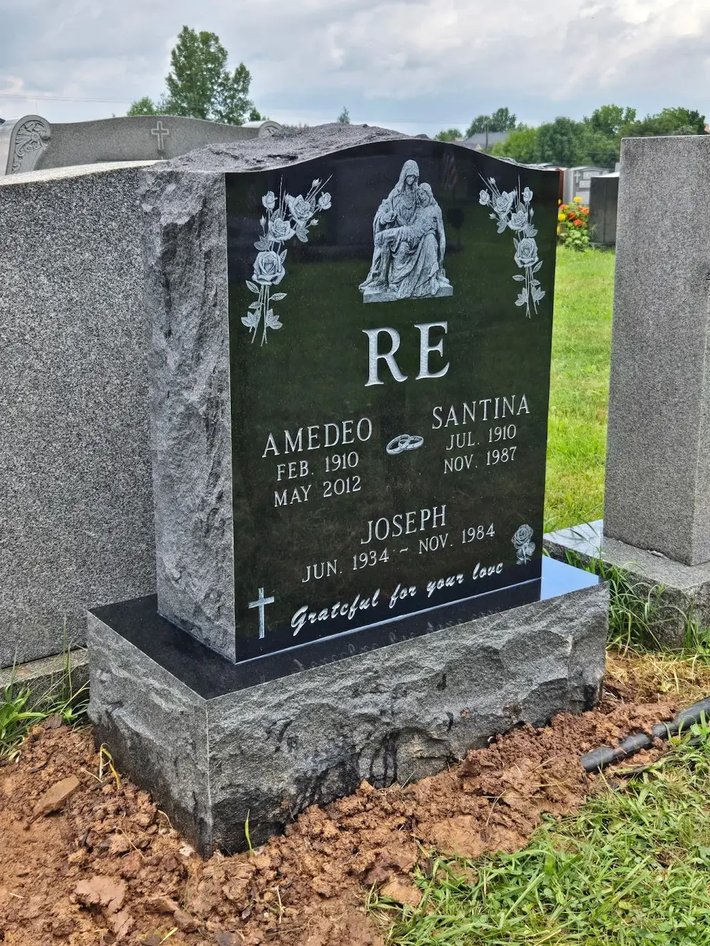 Montrose Memorials