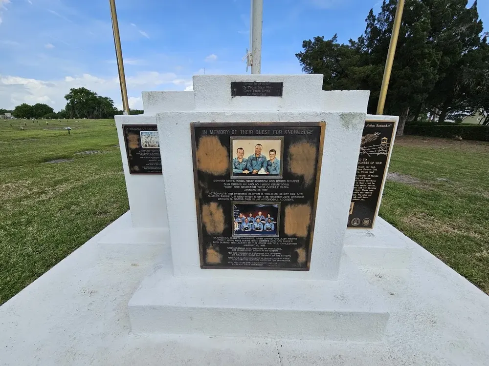 Woodlawn Cemetery